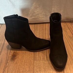 Dolce Vita western booties